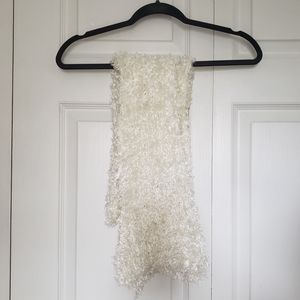 Von Maur White Fuzzy Scarf